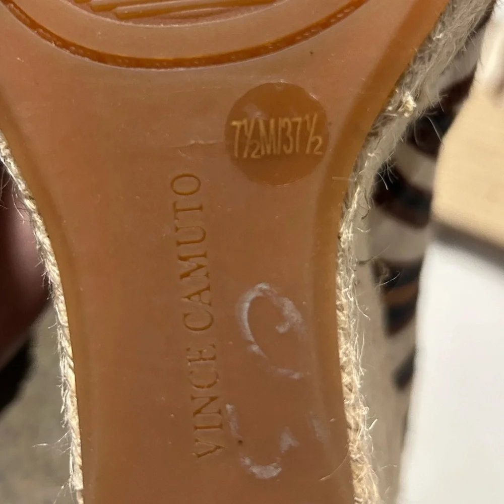 Vince Camuto stain 1”